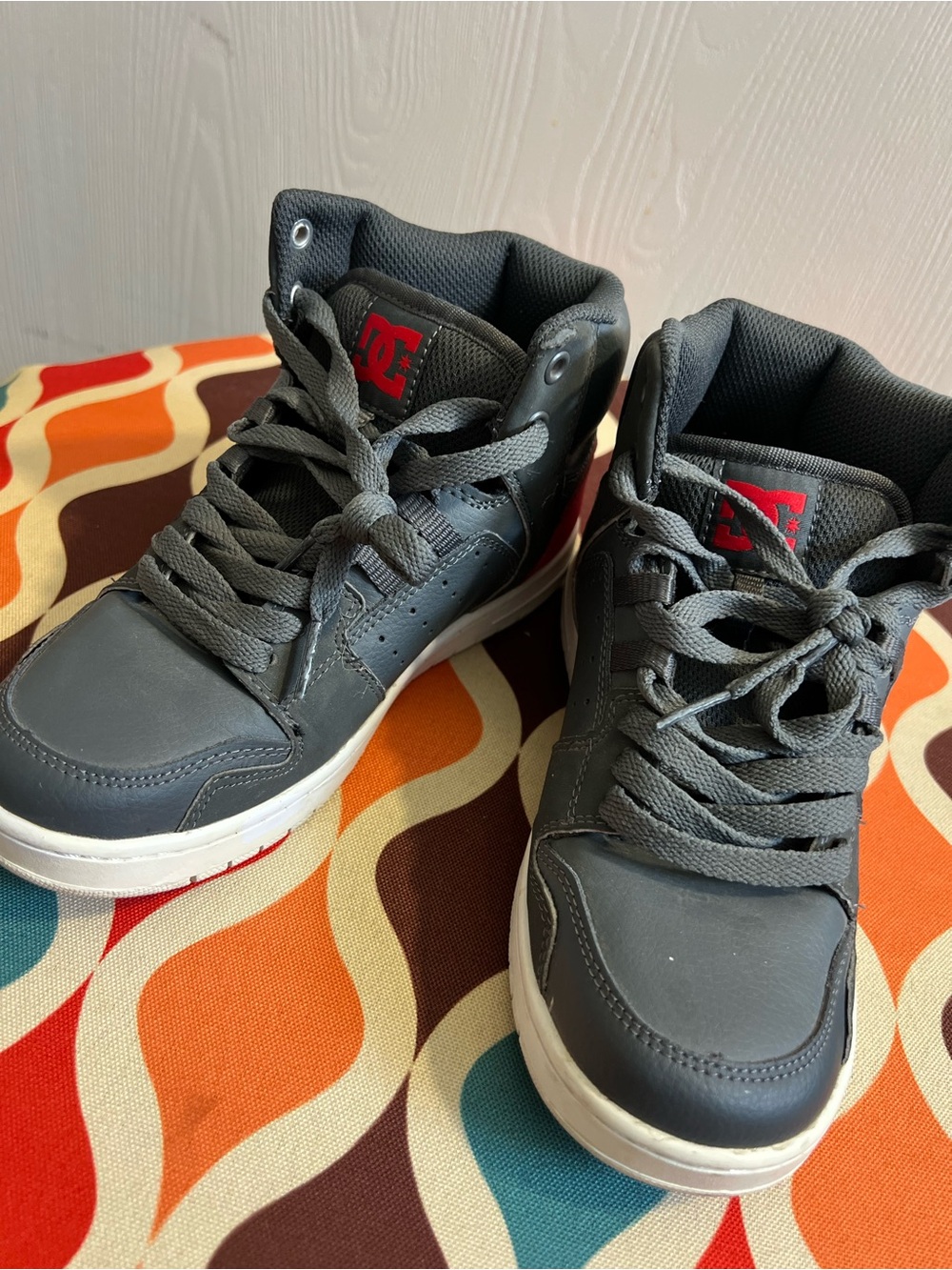 DC Kids Gray High-Top Skate Sneakers with Red Logo Accent